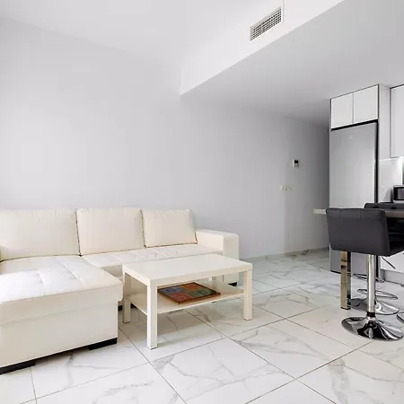 Apartamento And рool *