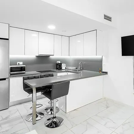 Apartamento And рool Torrevieja